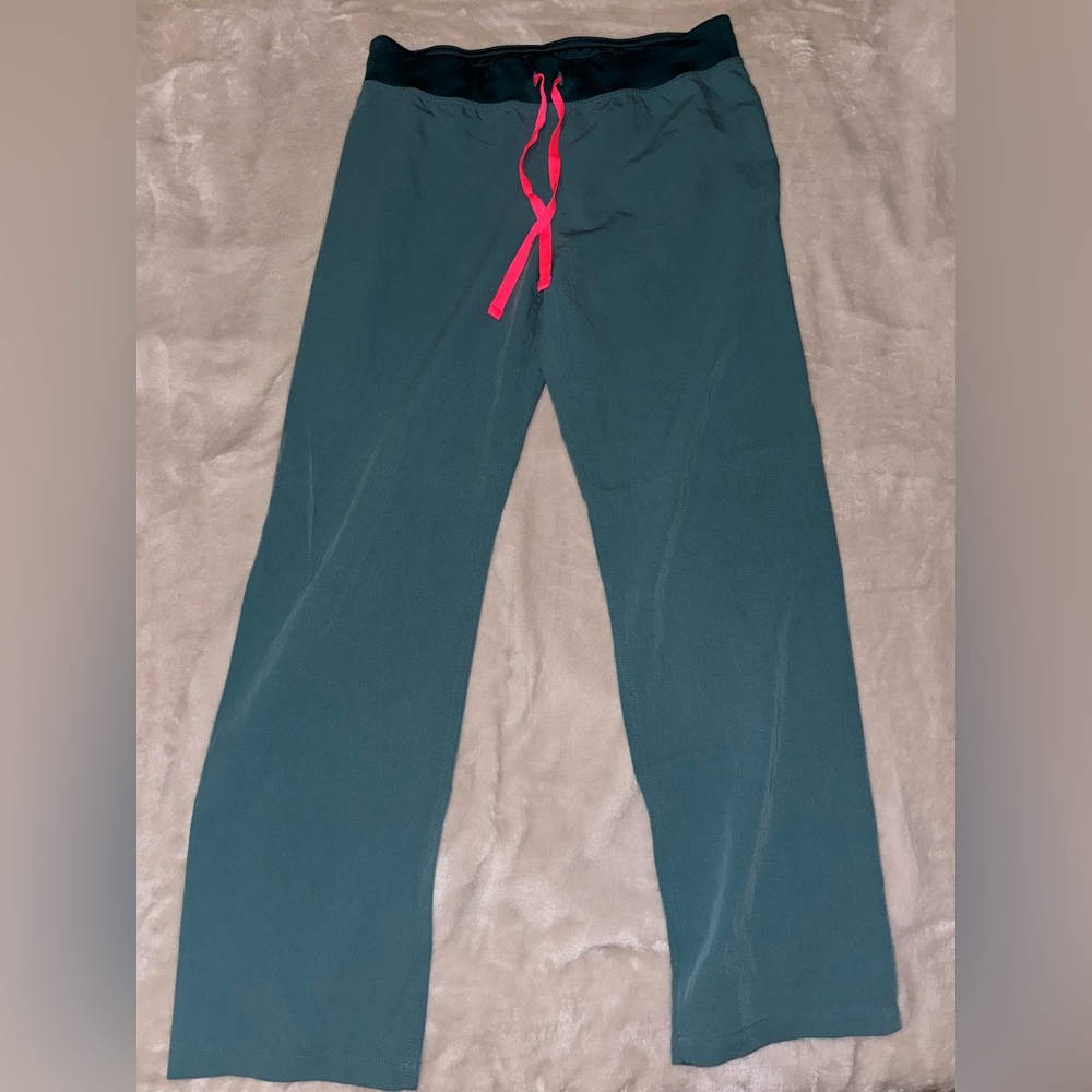 Women’s FIGS Scrub Pants HYDROGREEN